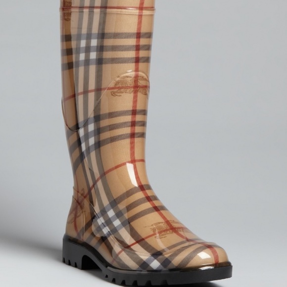 Burberry rain boots - Picture 3 of 4